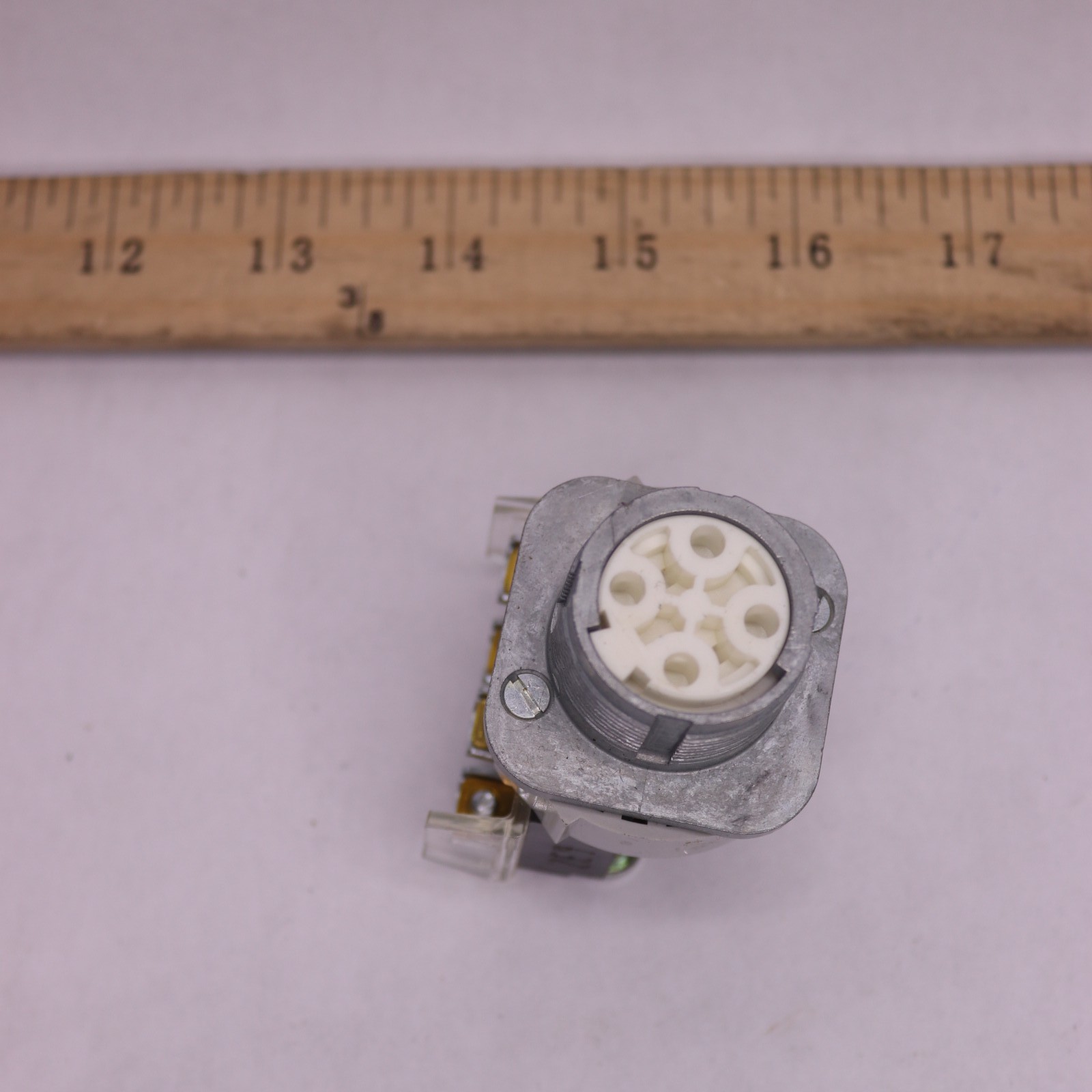 Selector Switch 800T-H4A INCOMPLETE