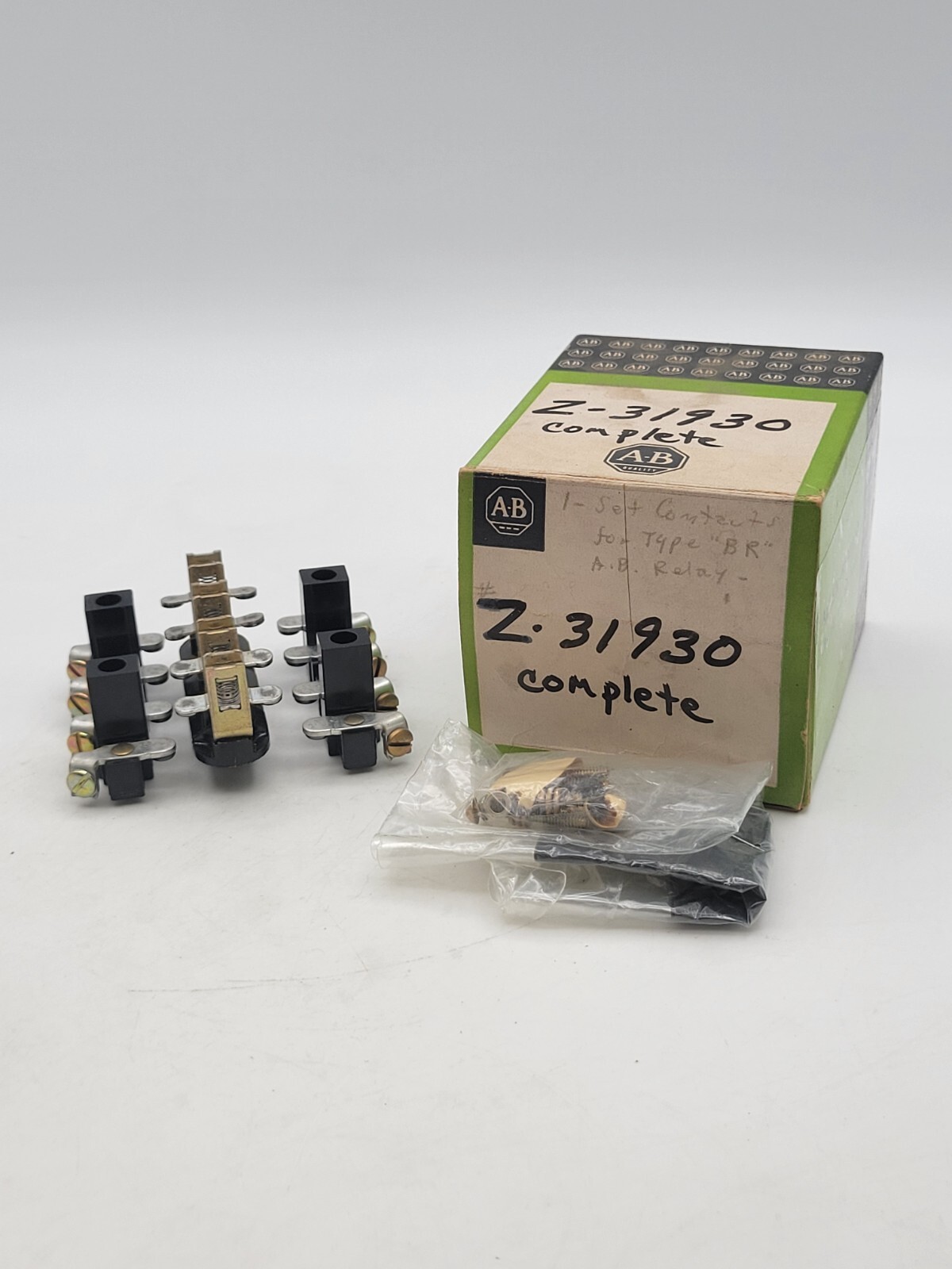 3 Pieces Allen-Bradley Z-31930 Relay Contactor Kit for Type BR Relays