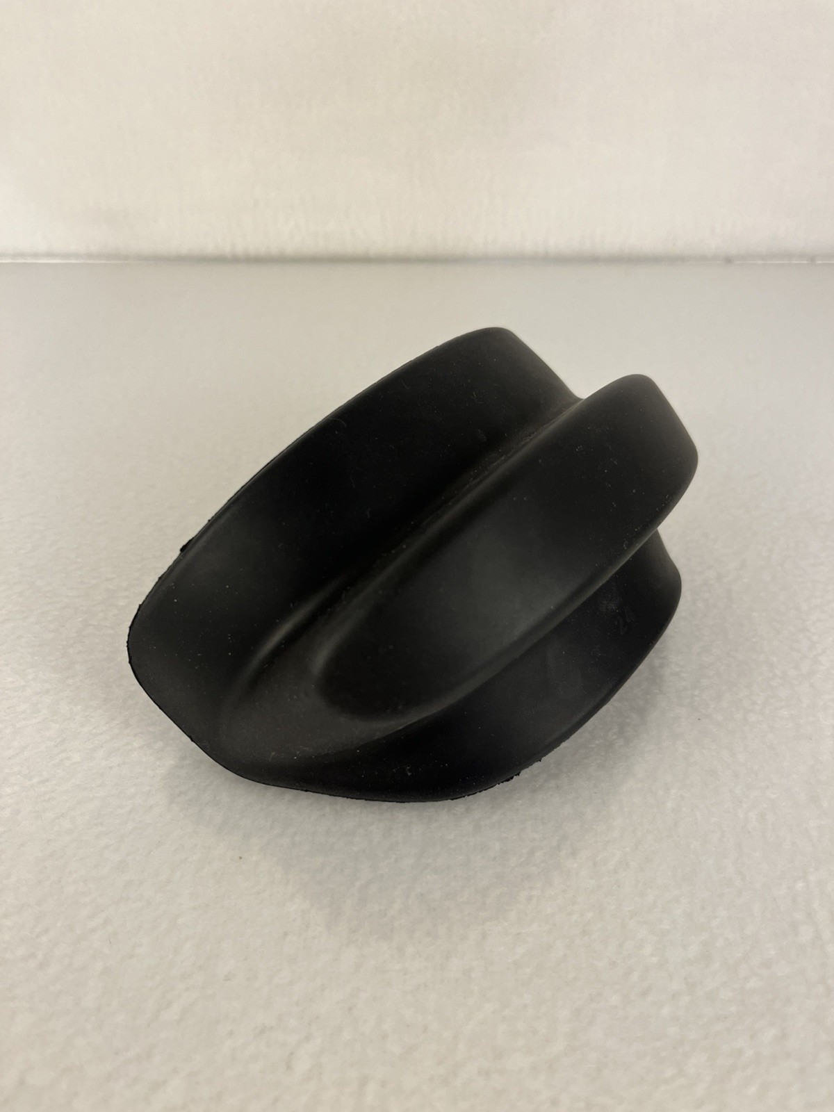 Valve Index VR Headset and Cables only / DAMAGED TETHER - Tested