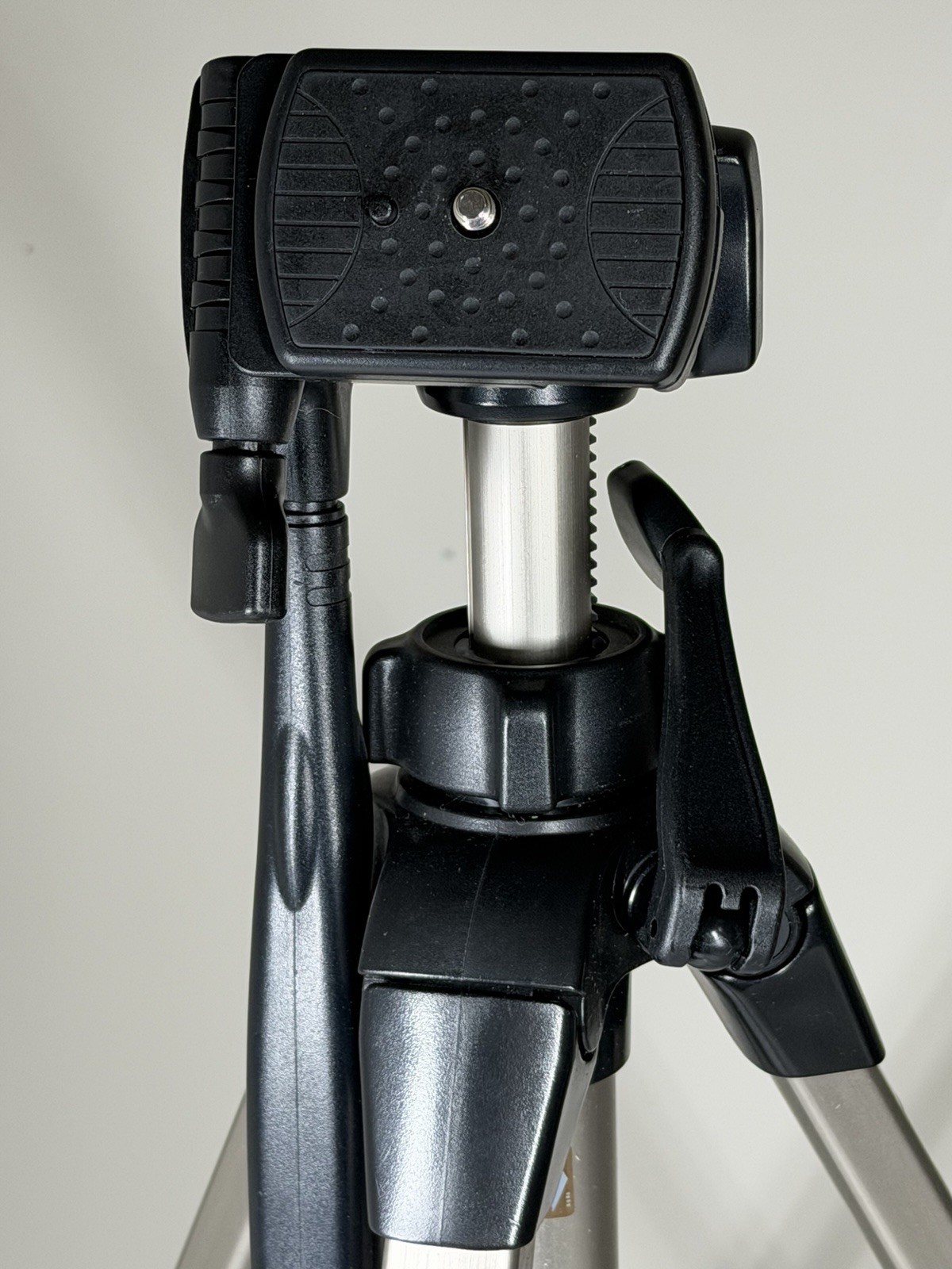 Slik U 8000 Aluminum Camera Tripod 3 Way Pan Head & Quick Release
