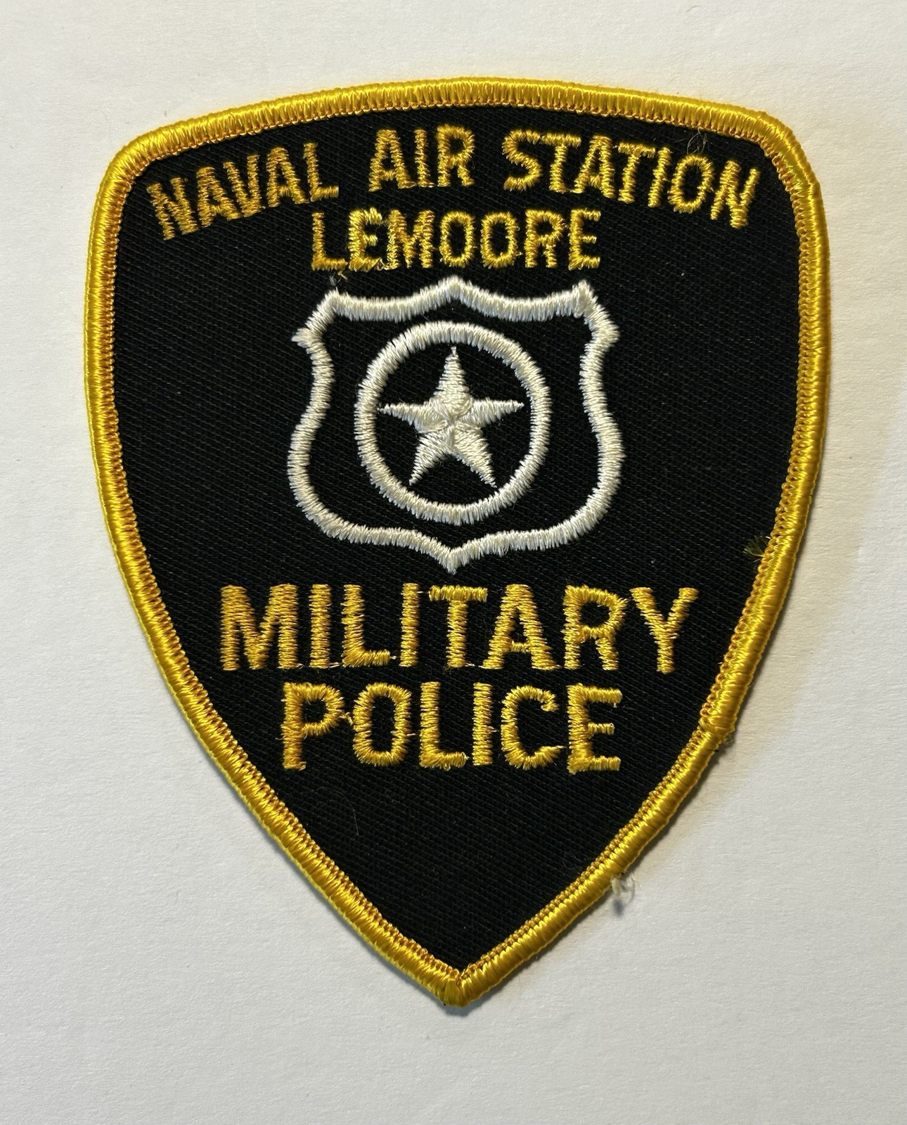 CALIFORNIA DOD NAS NAVAL AIR STATION LEMOORE MILITARY POLICE PATCH #D45
