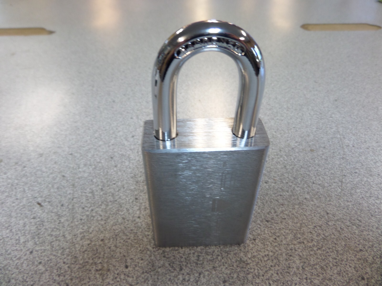 GMS LFICP1751 SCHLAGE LARGE FORMAT IC CORE STEEL PADLOCK