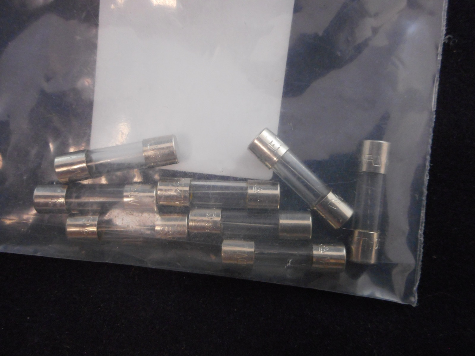 NEW WATERS QUALITY PRODUCTS 3.15AMP 5x20mm Fuse Kit WAT272044 (8/Pack)