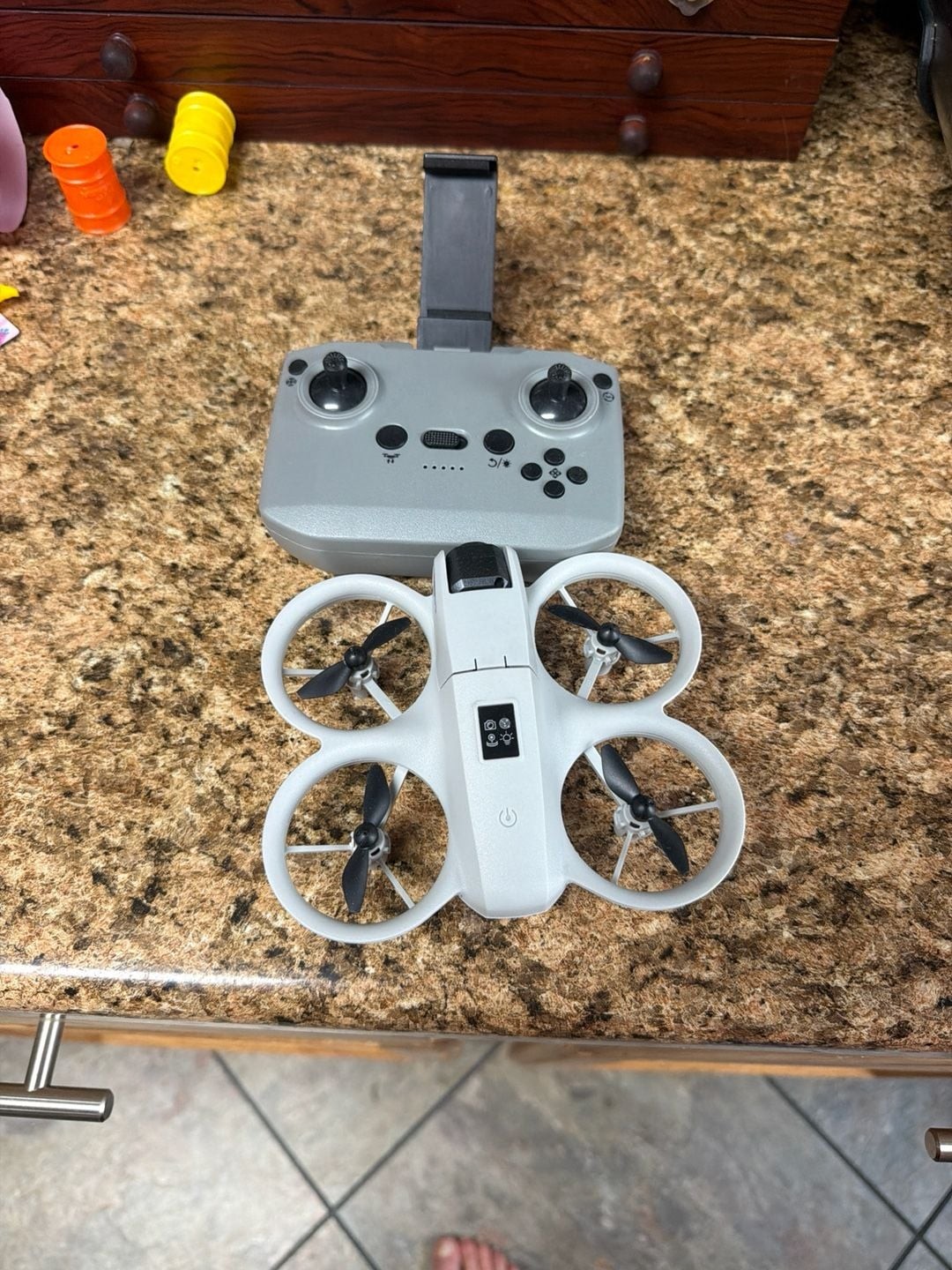 JoyStone GT3 Mini Drone with 1080P HD Camera and Remote Control