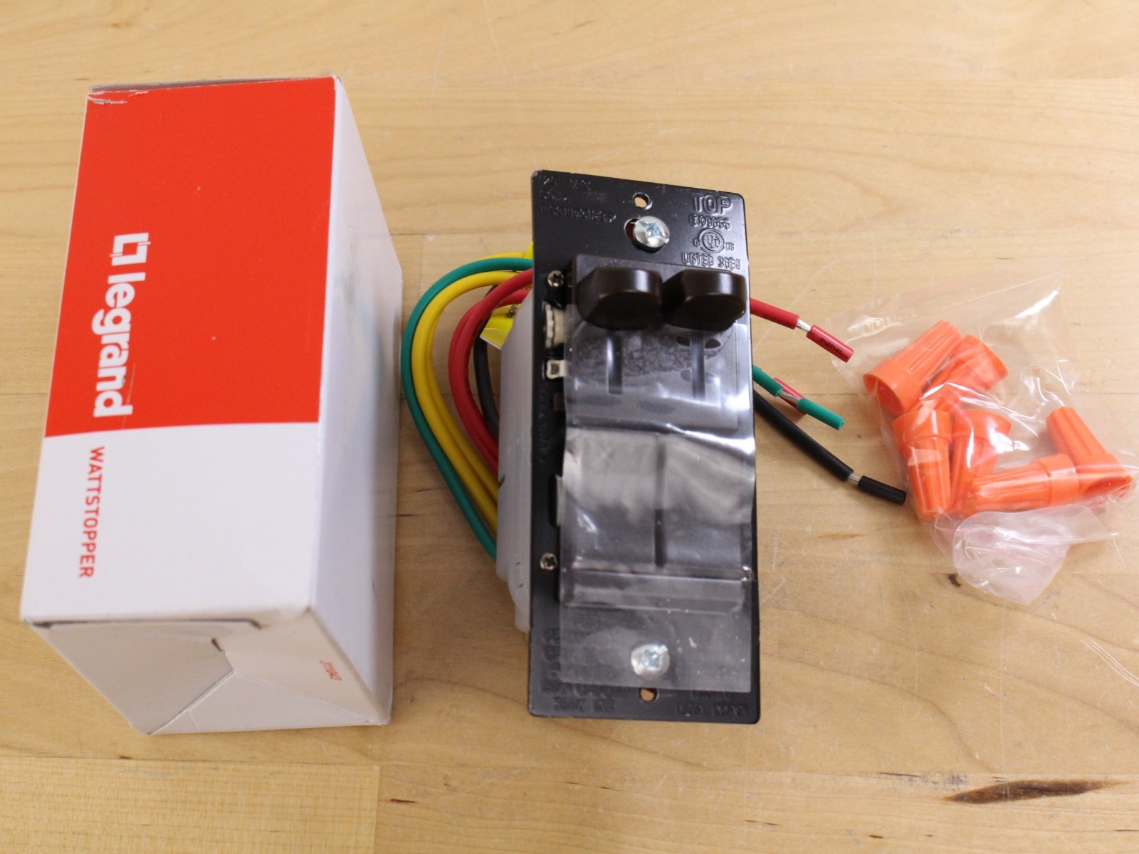 Legrand Pass & Seymour LSCLDC163P LS Series Preset Slide Dimmer/ Fan Control