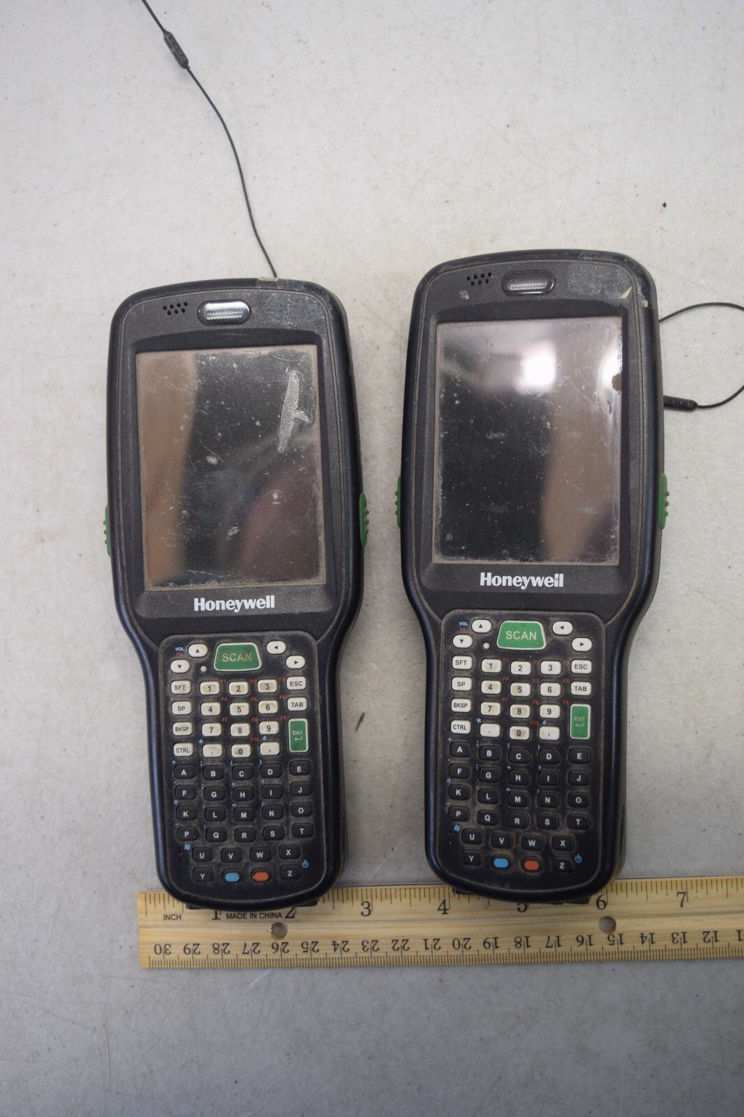 2x Honeywell 6500LP Barcode Scanner. For parts. No returns.