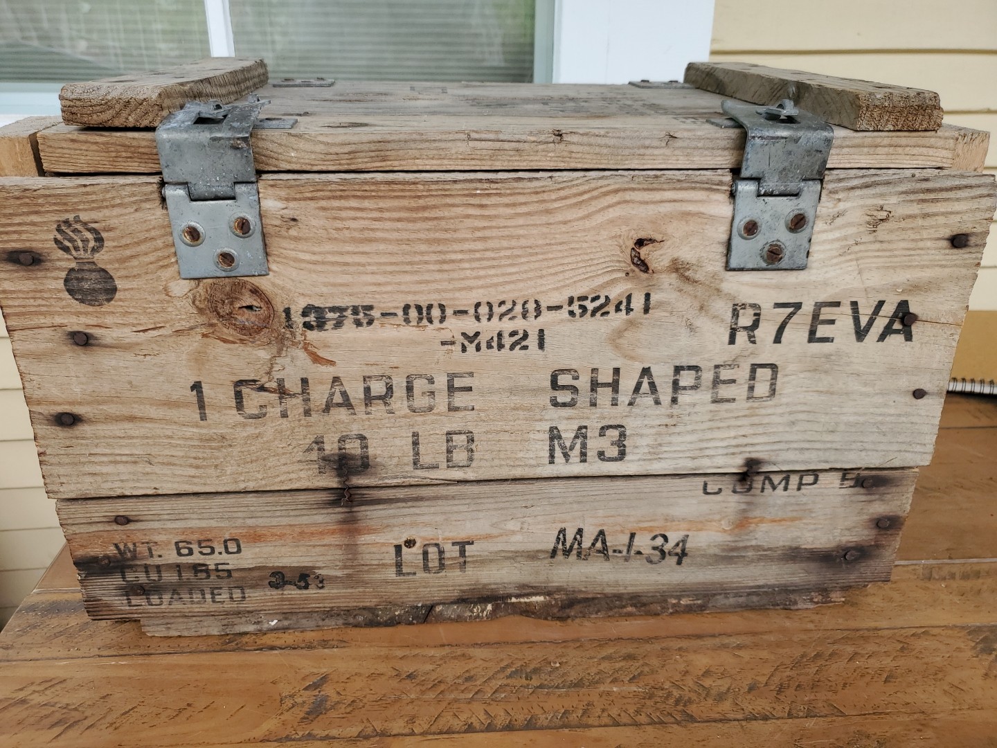 Vintage 1953 Military 1 Charge Shaped 40lbs M3 Highly Explosive Wooden Crate Box
