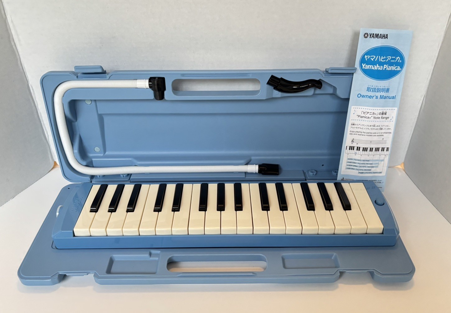 Yamaha Pianica 32-Key Blue P-32D Musical Instrument With Case Accessories Manual