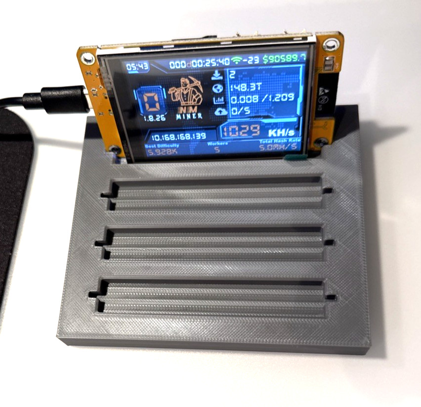 4 Slot STAND | NerdMiner V2 | CYD ESP32-2432S028R 2.8" | Bitcoin Display Holder