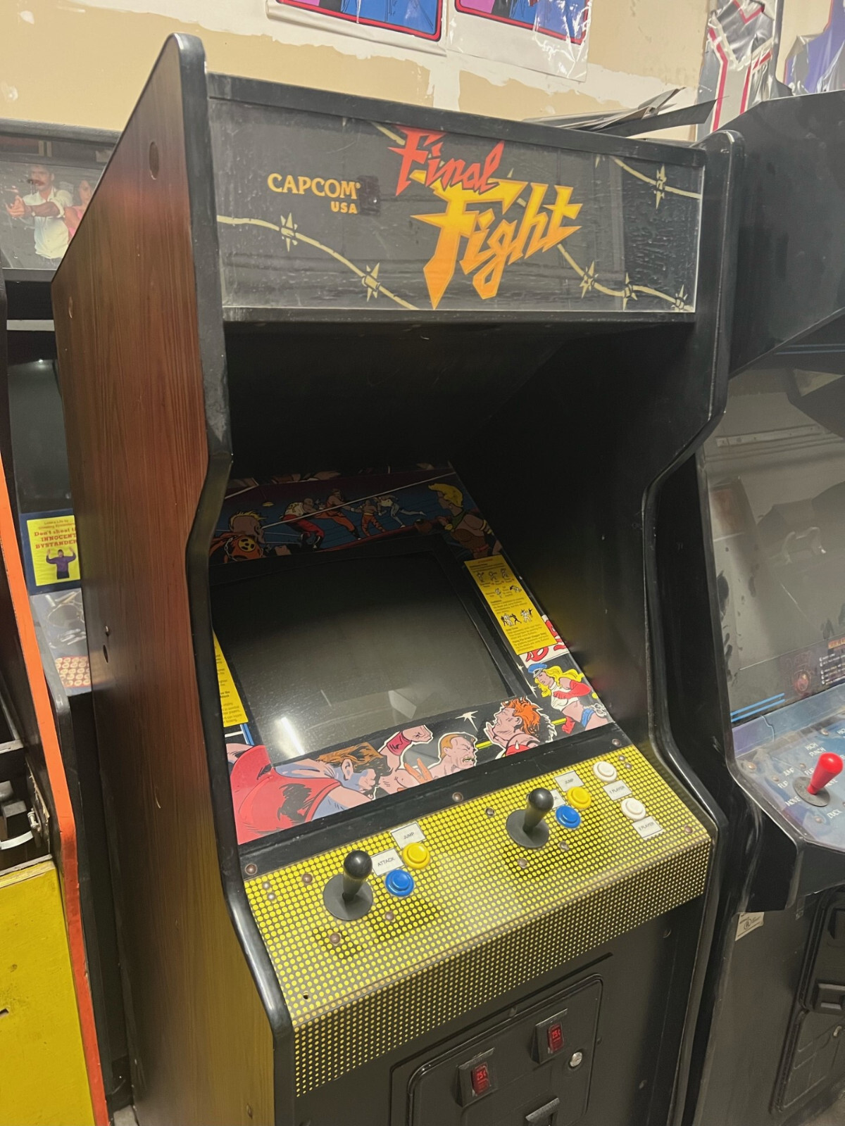 FINAL FIGHT ARCADE MACHINE by CAPCOM 1989 (Excellent Condition) *RARE*