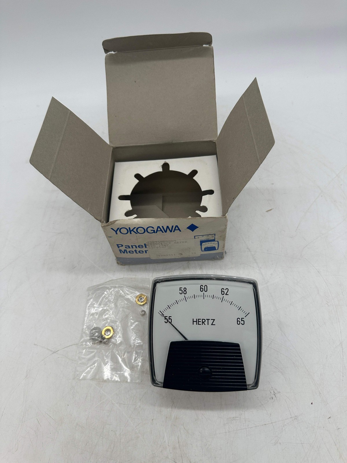 Yokogawa 254350DNDN9 55-65Hz Frequency Panel Meter (New)