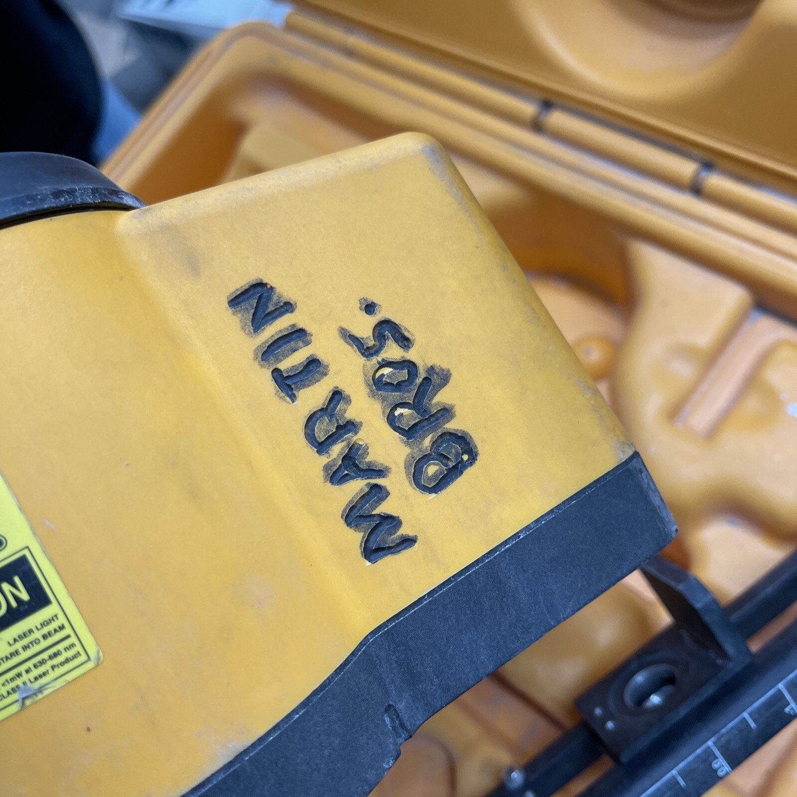 SPECTRA LASER LEVEL PRECISON WITH CASE