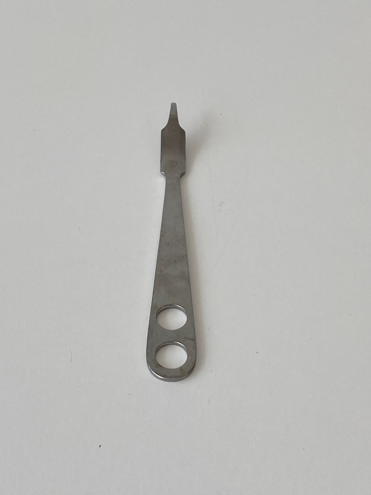 L23: Konig MDS3280118 Retractor