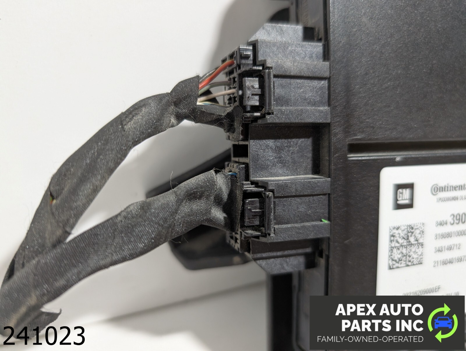 OEM 2016 Chevrolet Malibu Collision Avoidance Mitigation Relay Control Module
