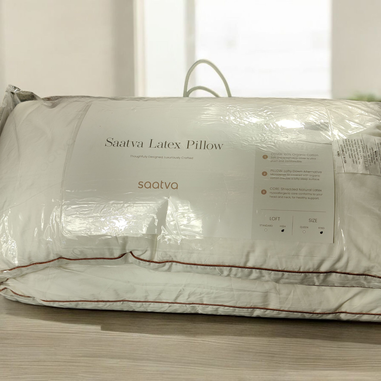 2 Pack Saatva  King Latex High Loft Pillow White Luxury Contouring Hotel Comfort