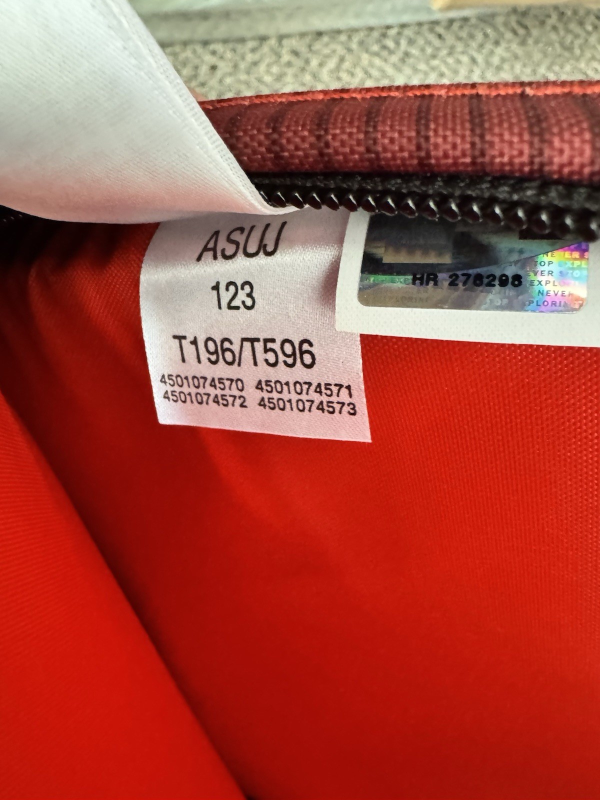 North Face Backpack Colorful Multi Plaid 9 Pockets For Computer & Gear Mesh Back