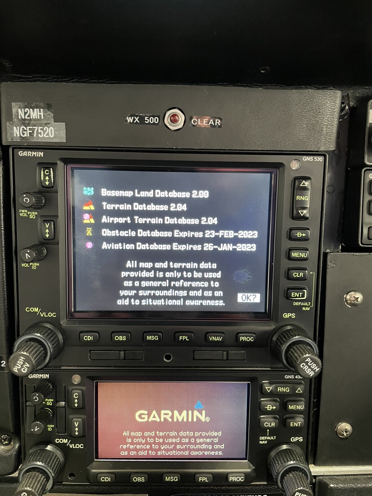 Garmin GNS530W WAAS 14/28V with small Screen Defect