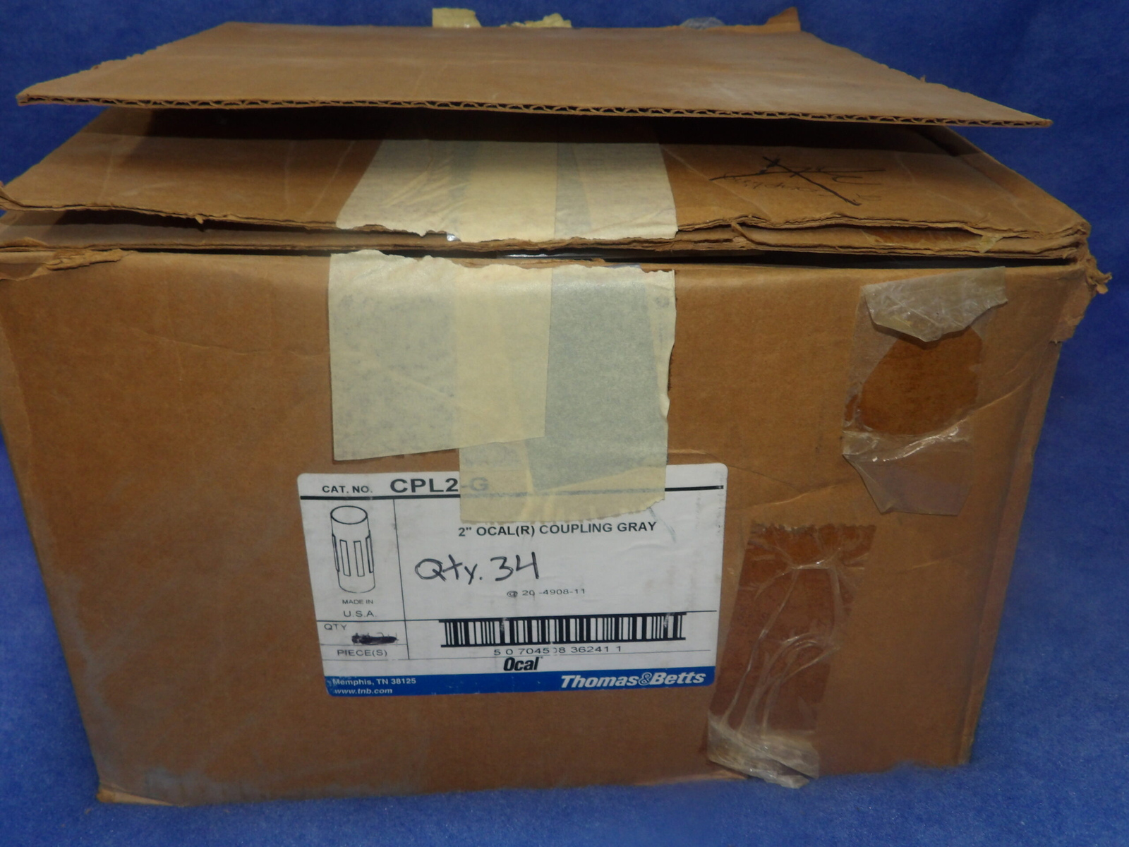 Thomas & Betts Box of 34 OCAL CPL2-G PVC COATED 2"Conduit Couplings + 1 Year War