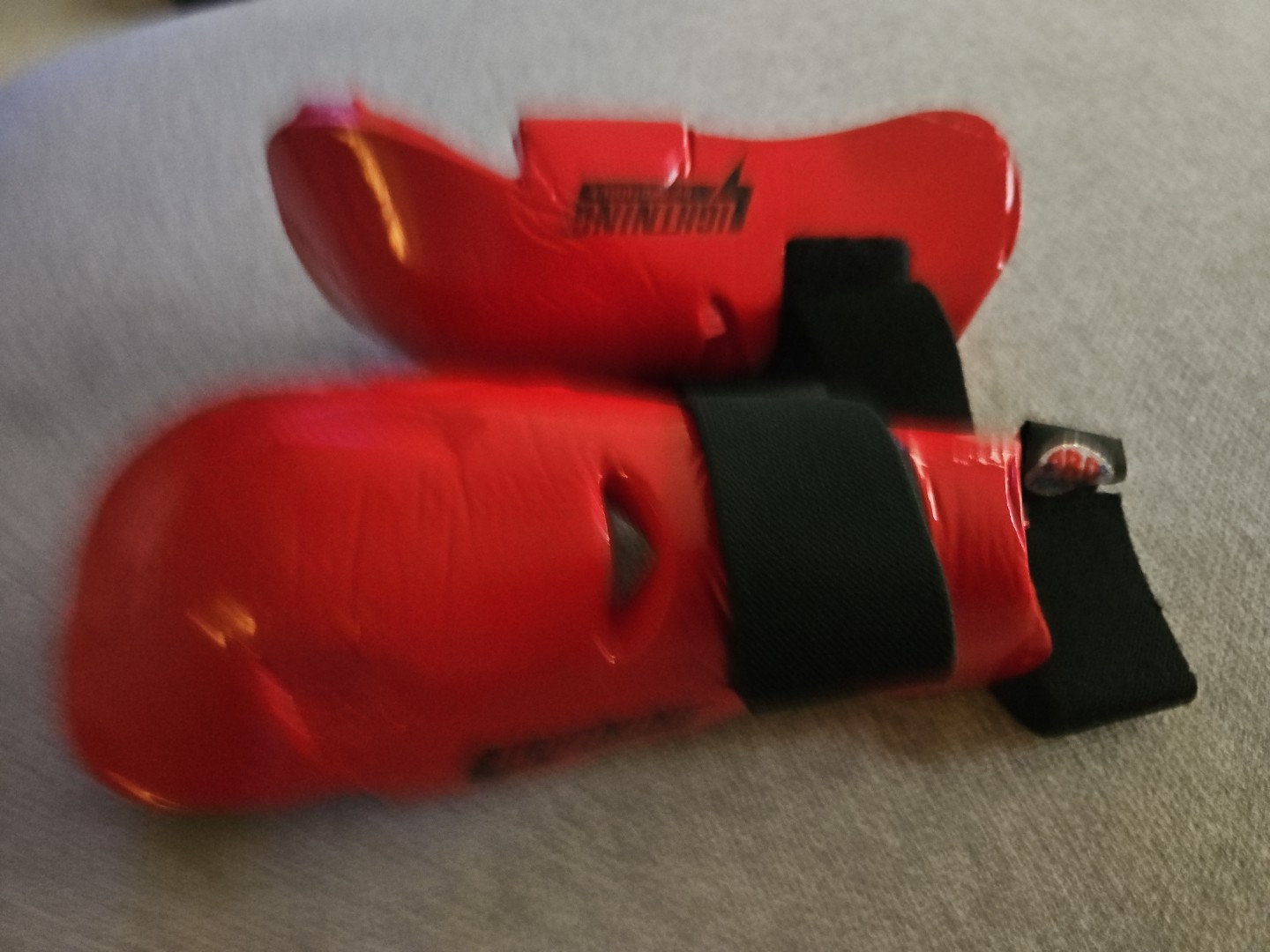 Kids ProForce Lightning Karate Sparring Gloves S - Red Knuckle