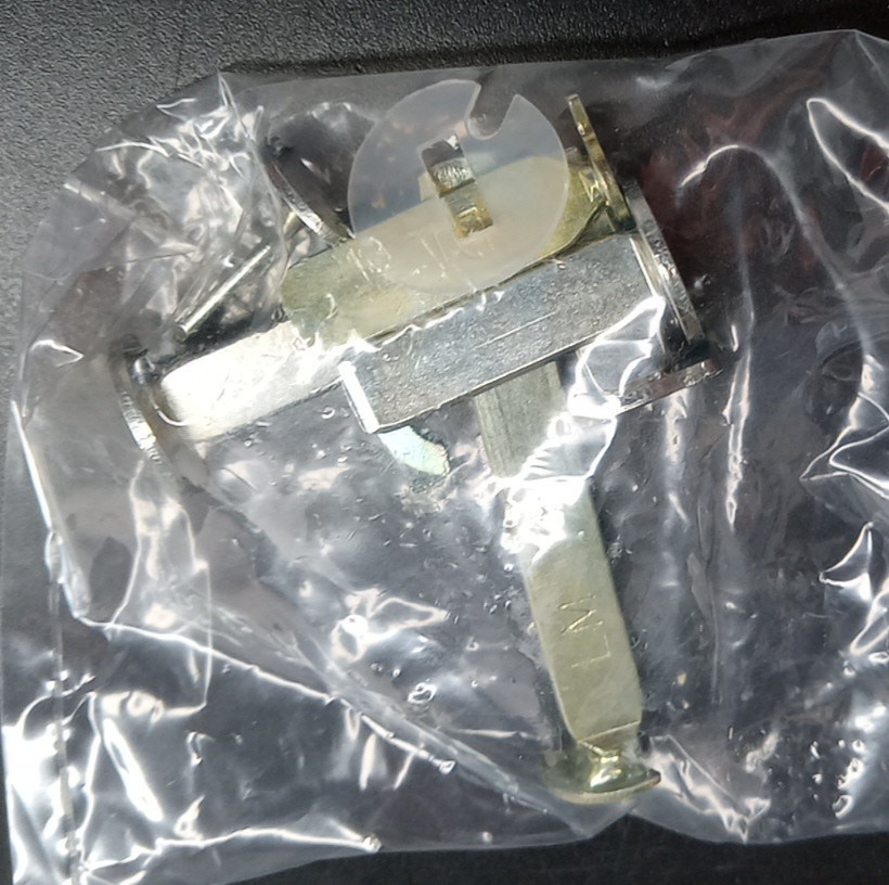 C500RD1 26D Key In Knob Cylinder LSDA NOS Two Keys