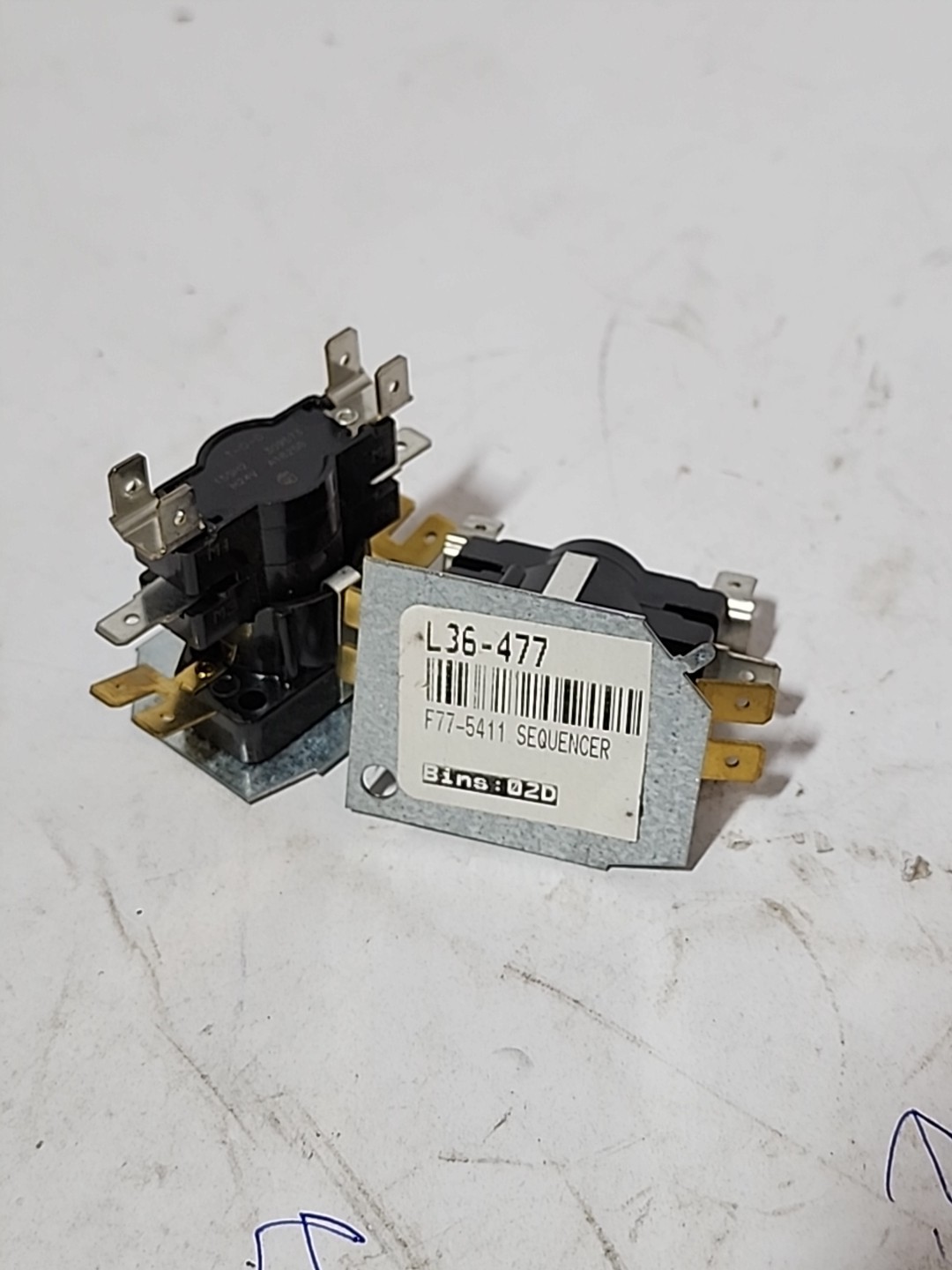 LOT OF 2 White-Rodgers F77-5411 Heat Sequencer Relay L36-477 Furnace Control