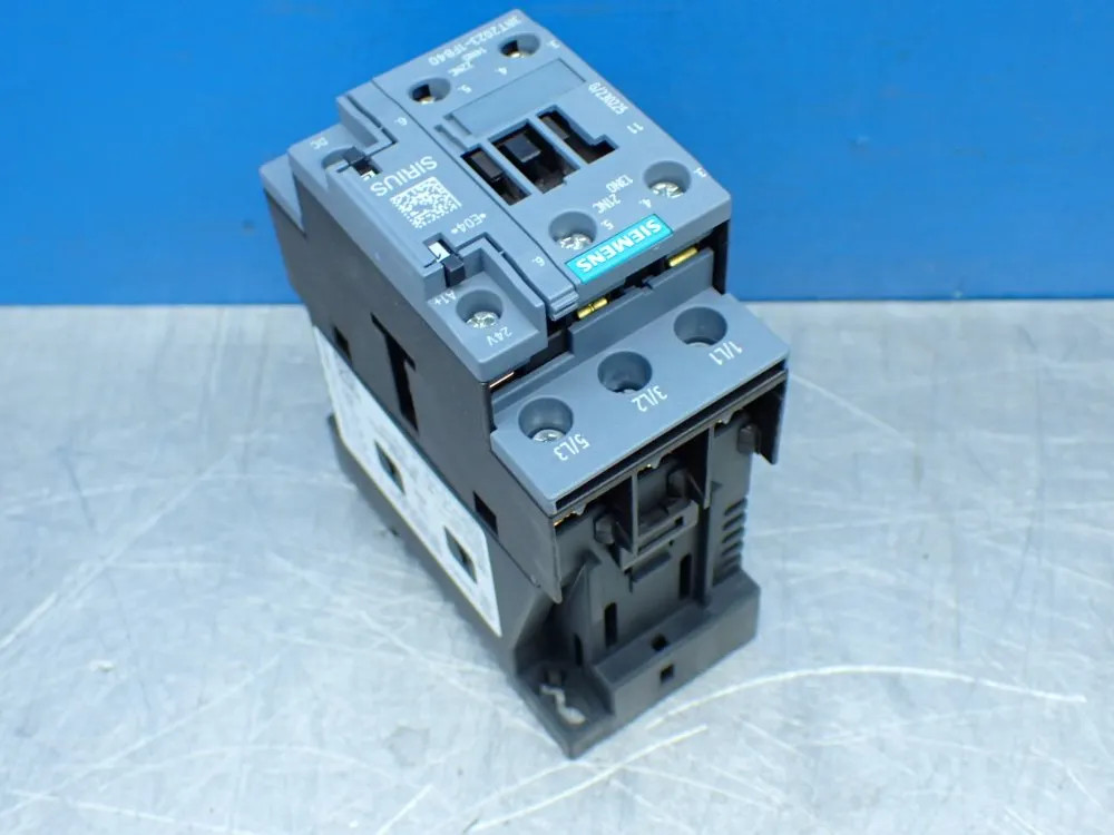 SIEMENS CONTACTOR 3RT2023-1FB40