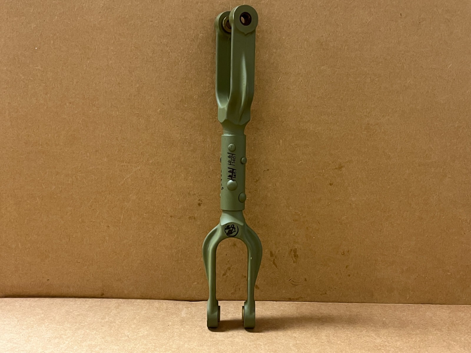 Bell Helicopter UH-1 Huey Link Assy P/N 204-001-724-5 SA 204-001-724-005