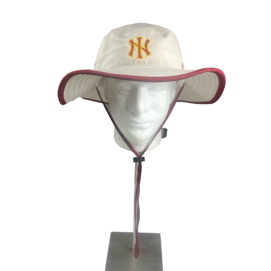 New York Bucket Hat OS Off-White Maroon Trim Sporty Chin Strap Summer Beach