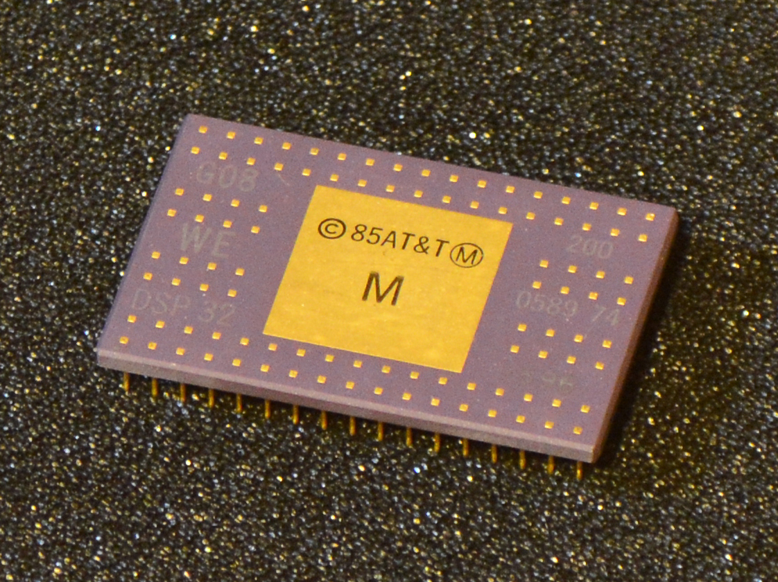 Vintage CPU, Bell Labs/Western Electric/AT&T DSP32,  first floating point DSP