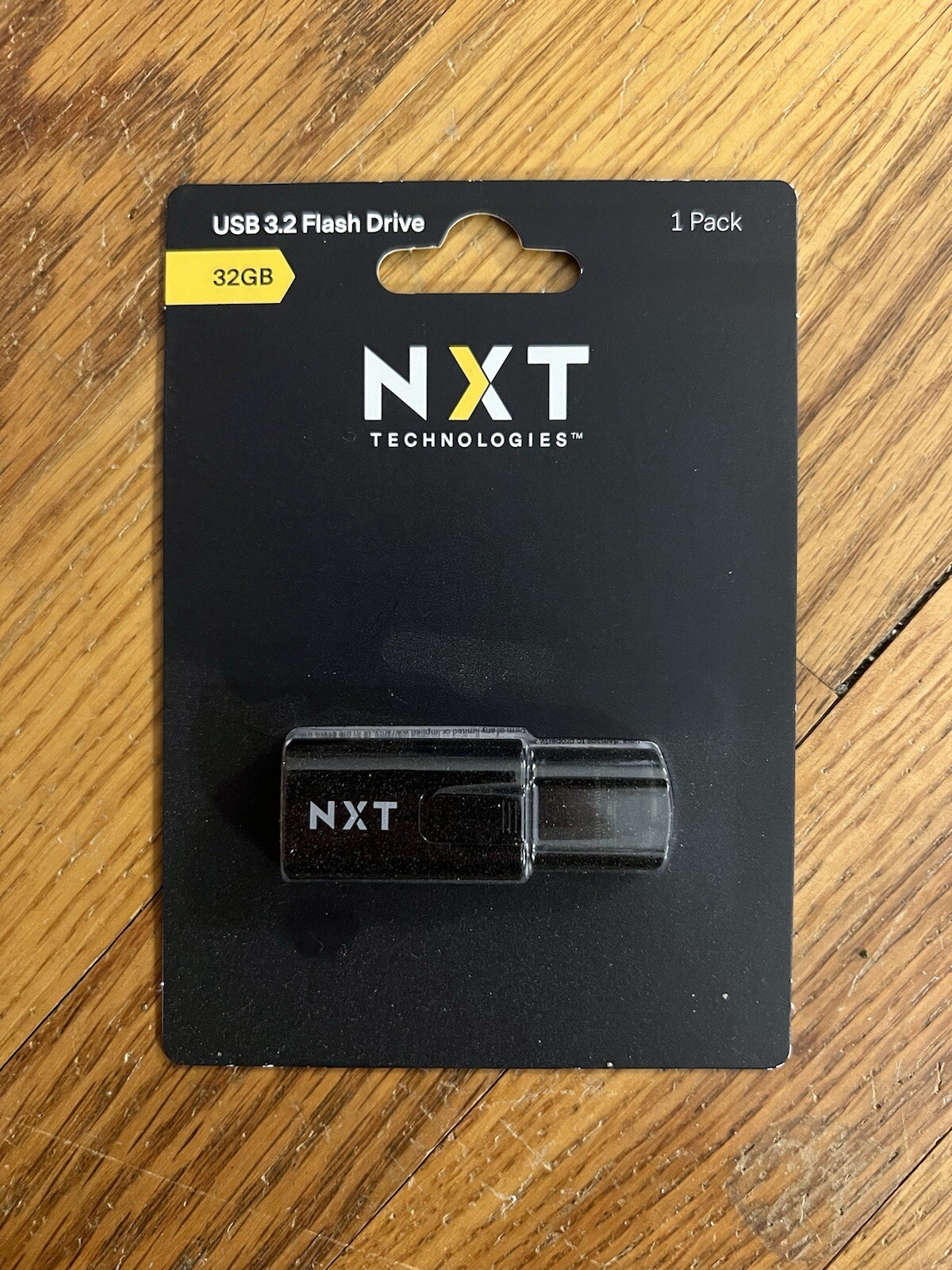 Brand New NXT 32 GB USB 3.2 Flash Drive Unopened
