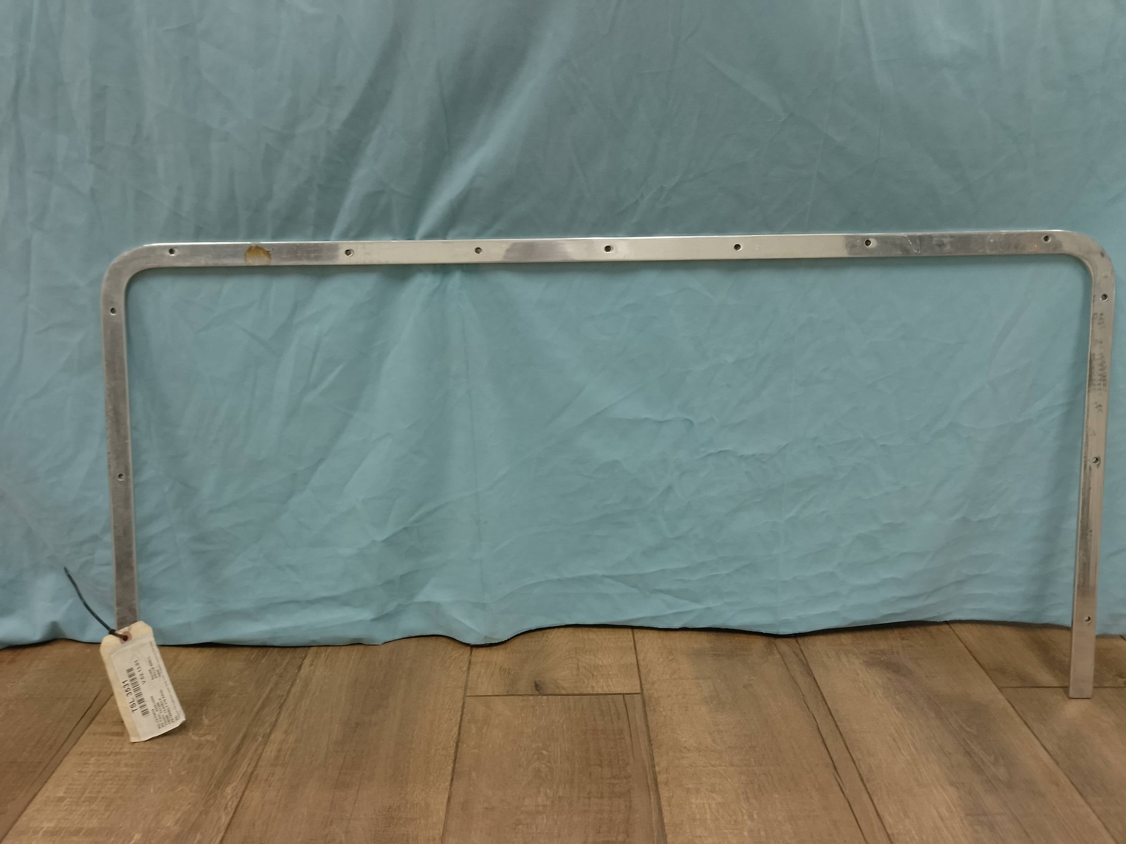 IMPERFECT - Peterbilt 379 Extended Hood Upper Trim
