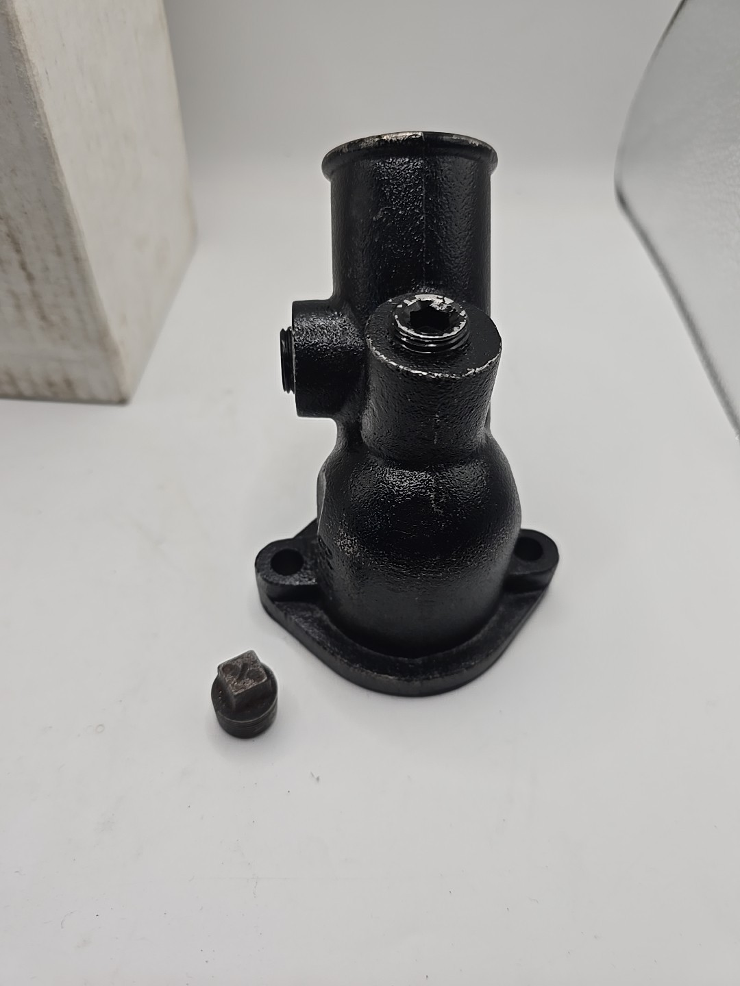 Engine Coolant Water Outlet Murray 84876