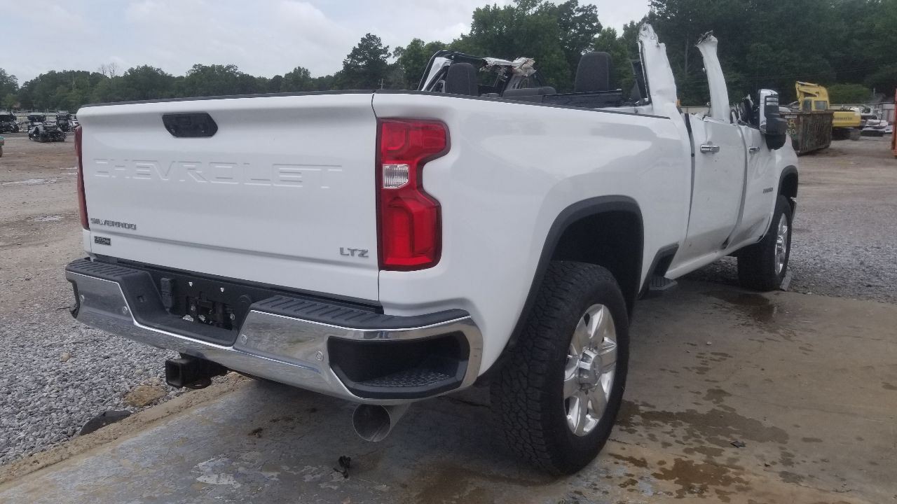 20 CHEVY SILVERADO 2500 UPPER AIR SHUTTER 6.6L DIESEL