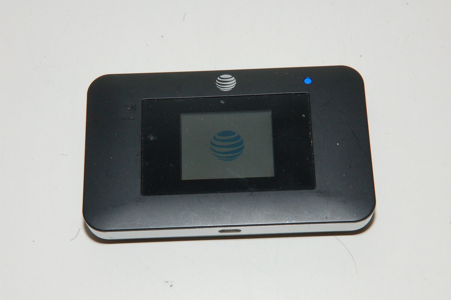 NETGEAR 797S 400 Mbps Wi-Fi Hotspot Modem