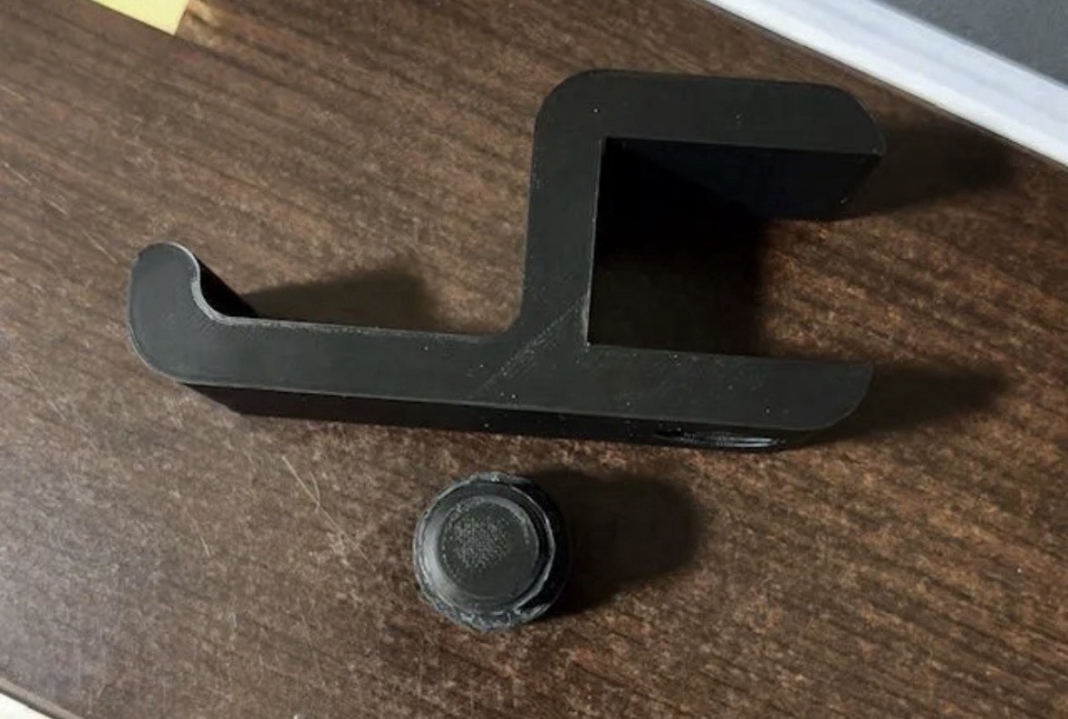 3D Printed Desk Headset Mount
