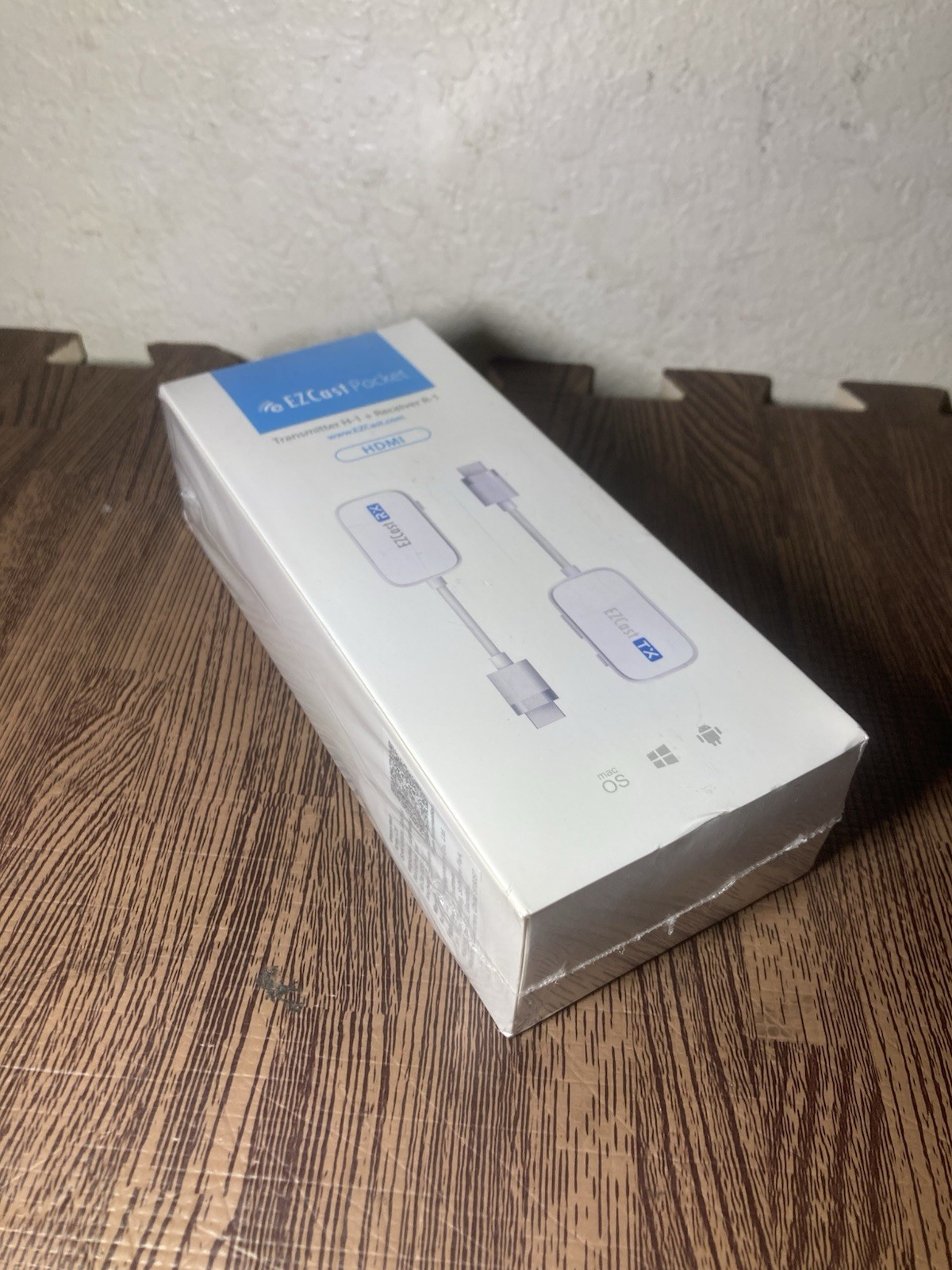 SEALED EZCast Pocket Premium Wireless Display Kit – Screen Mirroring