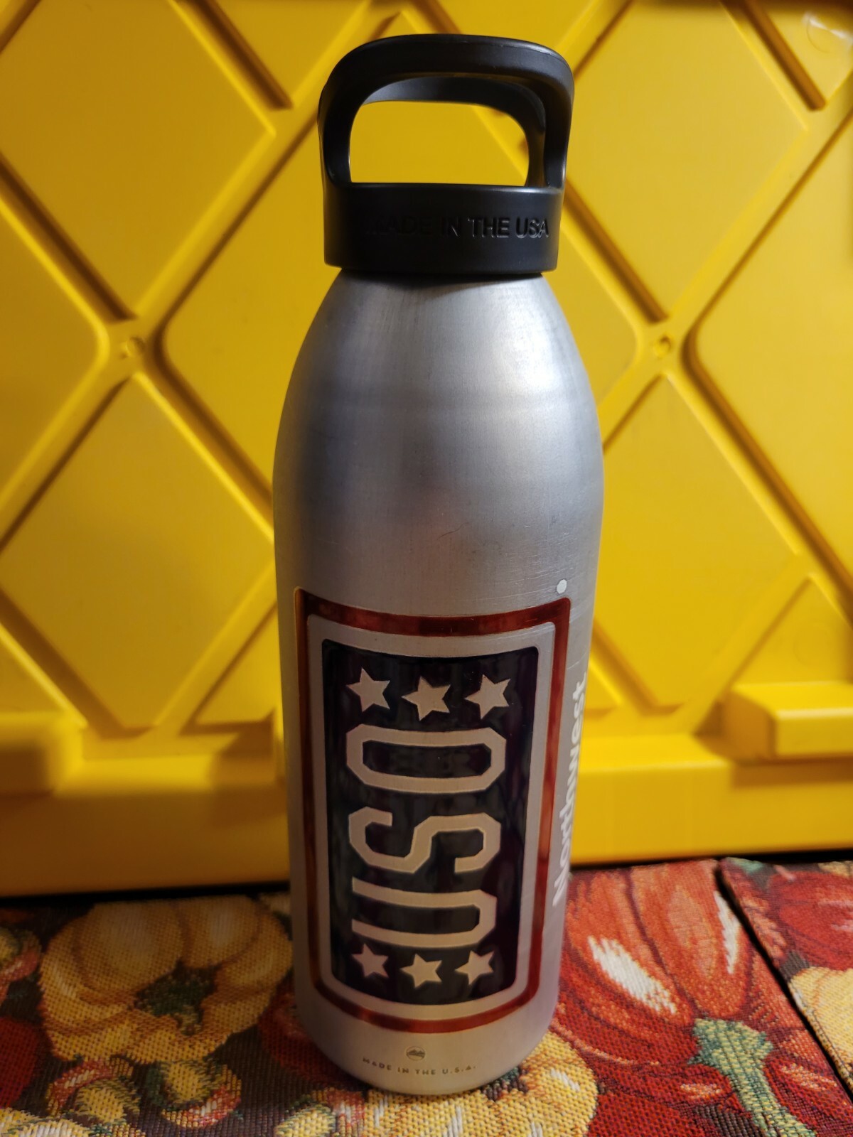 USO Swing For A Soldier 24 oz. Stainless Steel Water Bottle NEW