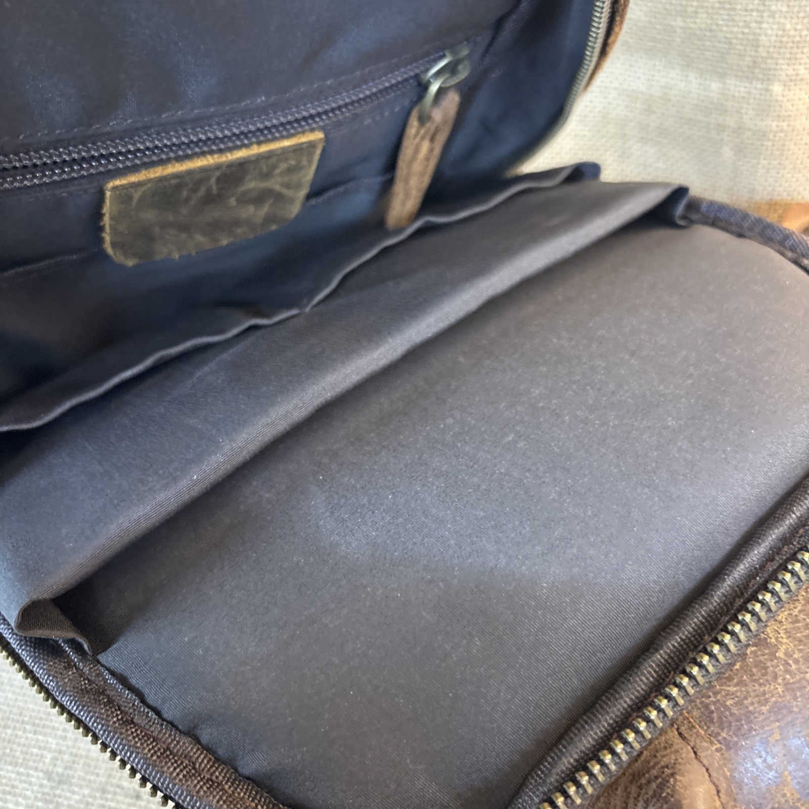 Holosun Leather Bag Padded Backpack Sling Bag Rare
