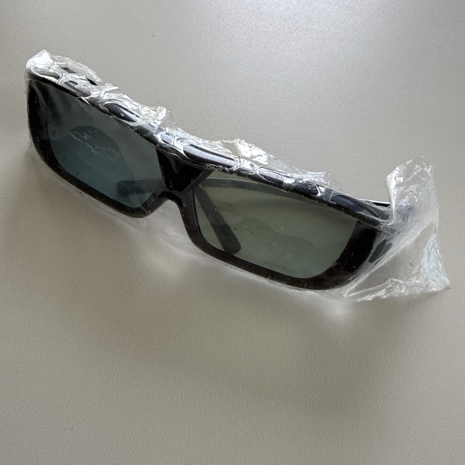 Sharp Aquos 3D TV Glasses Rechargeable AN-3DG20-B Unworn Open Box No Accessories
