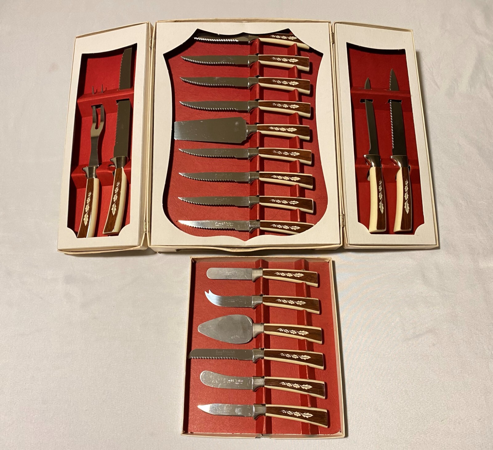 Vintage Regent Sheffield English Blades Cutlery 19 Pcs Treasure Chest Stainless