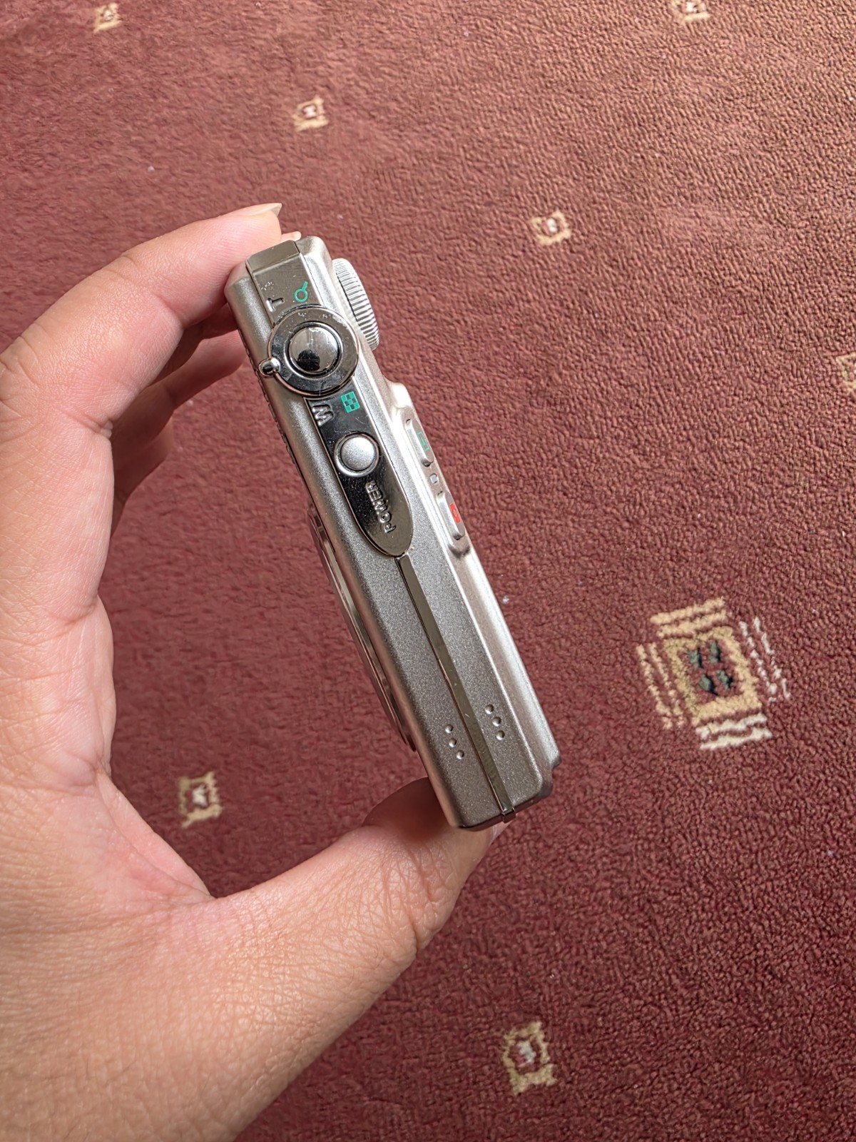 Olympus Digital Camera X-785 7.1MP Silver (NO CHARGER/READ DESCRIPTION)