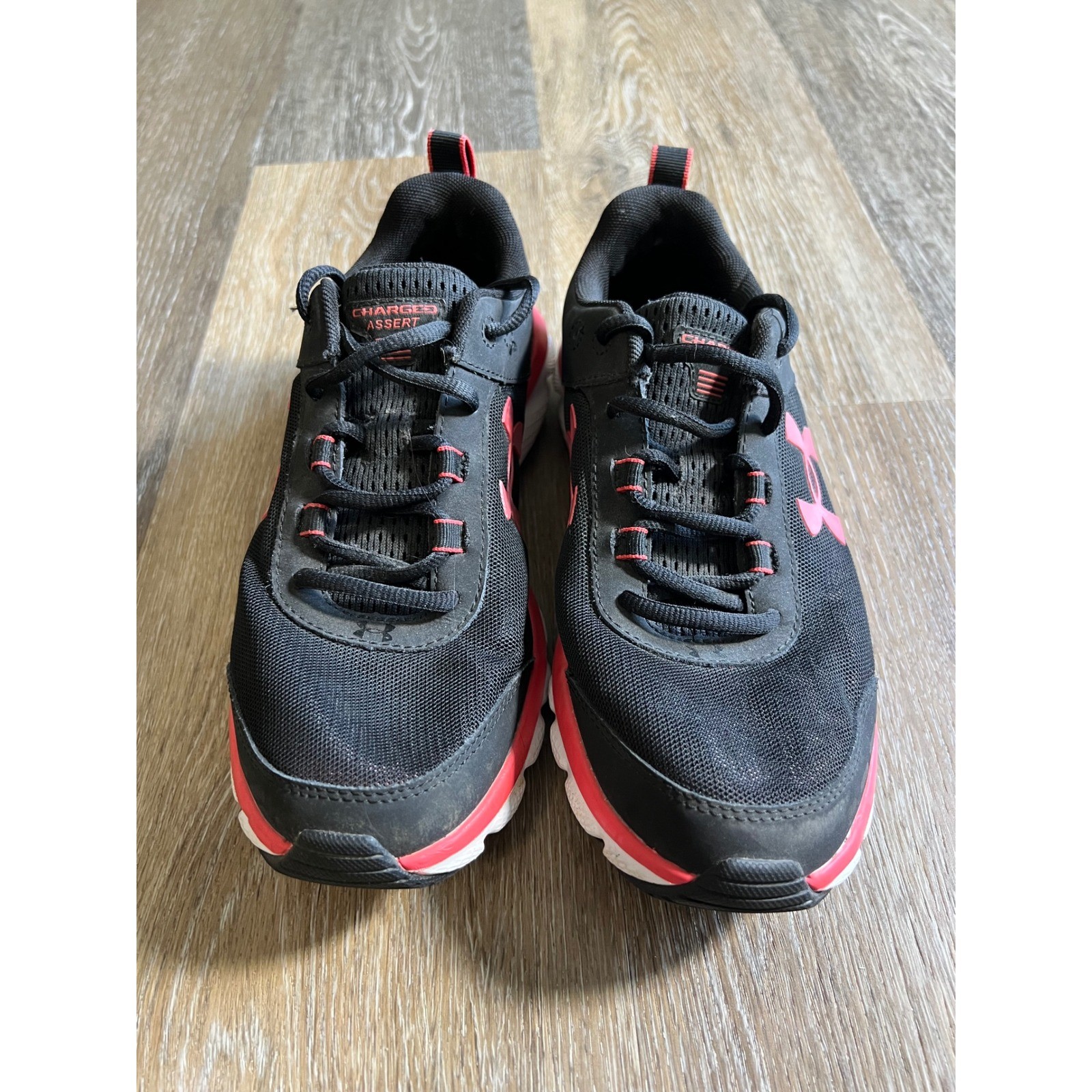 Under Armour Charged Assert Running Shoes Mens Black Pink Sneakers 3024590-004