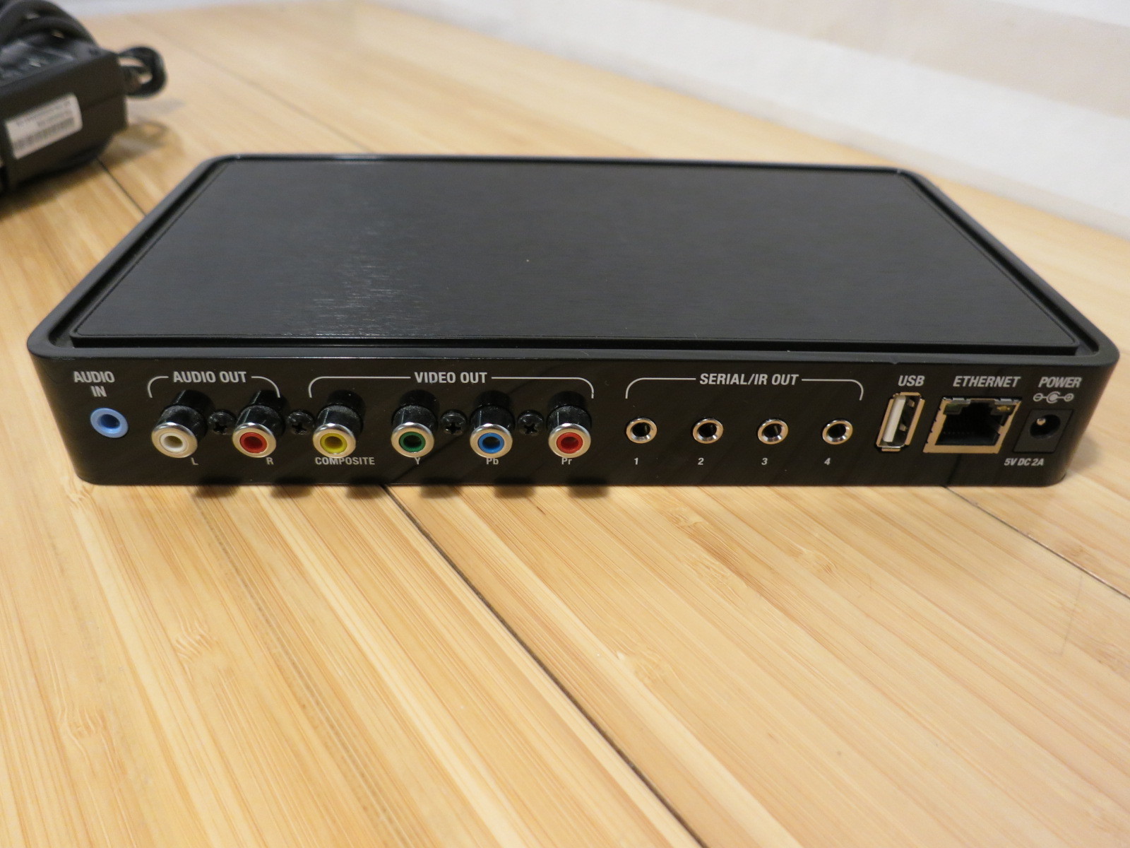 Control 4 Home Controller HC-200 C4-HC200B-E-B With Power Supply