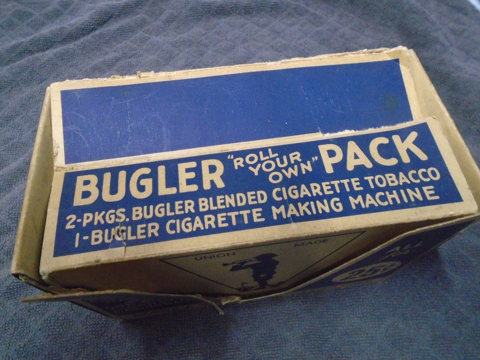 Vintage Bugler Rolling Machine in Original Box