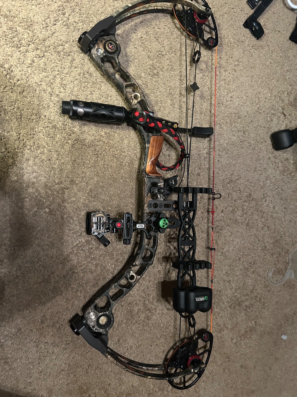 mathews monster compound bow