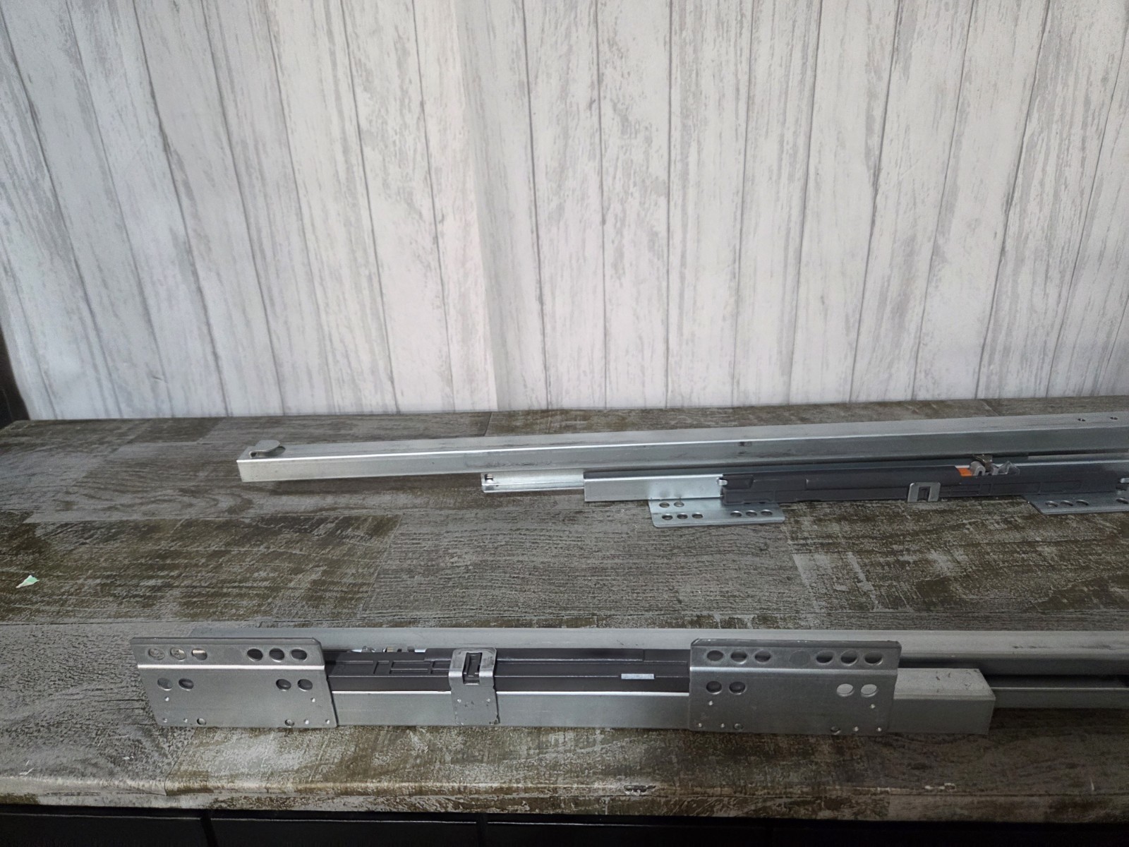 2 Soft Close Drawer Slides