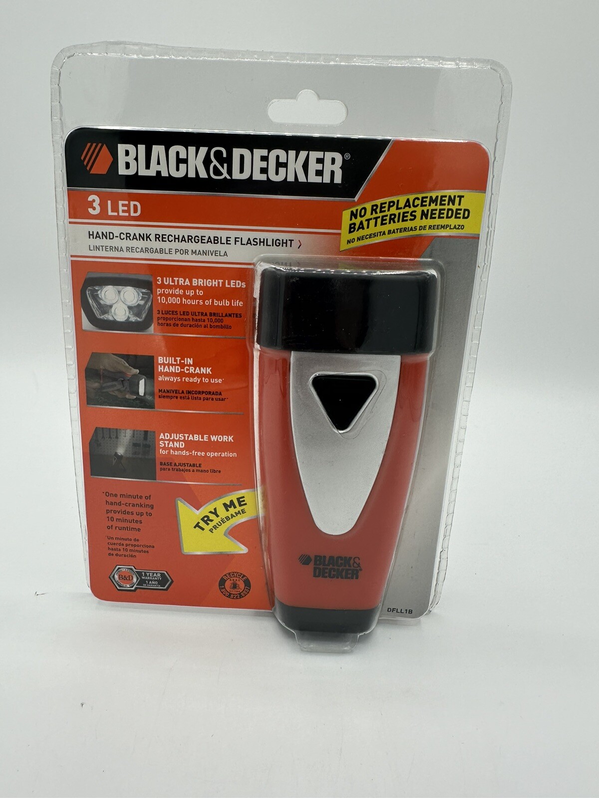 Black & Decker handcrank rechargeable LED flashlight- 3 LED- NEW in package 2006
