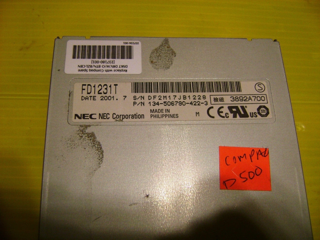 Compaq HP D500  1.44MB 3.5in Bezeless 237180-001