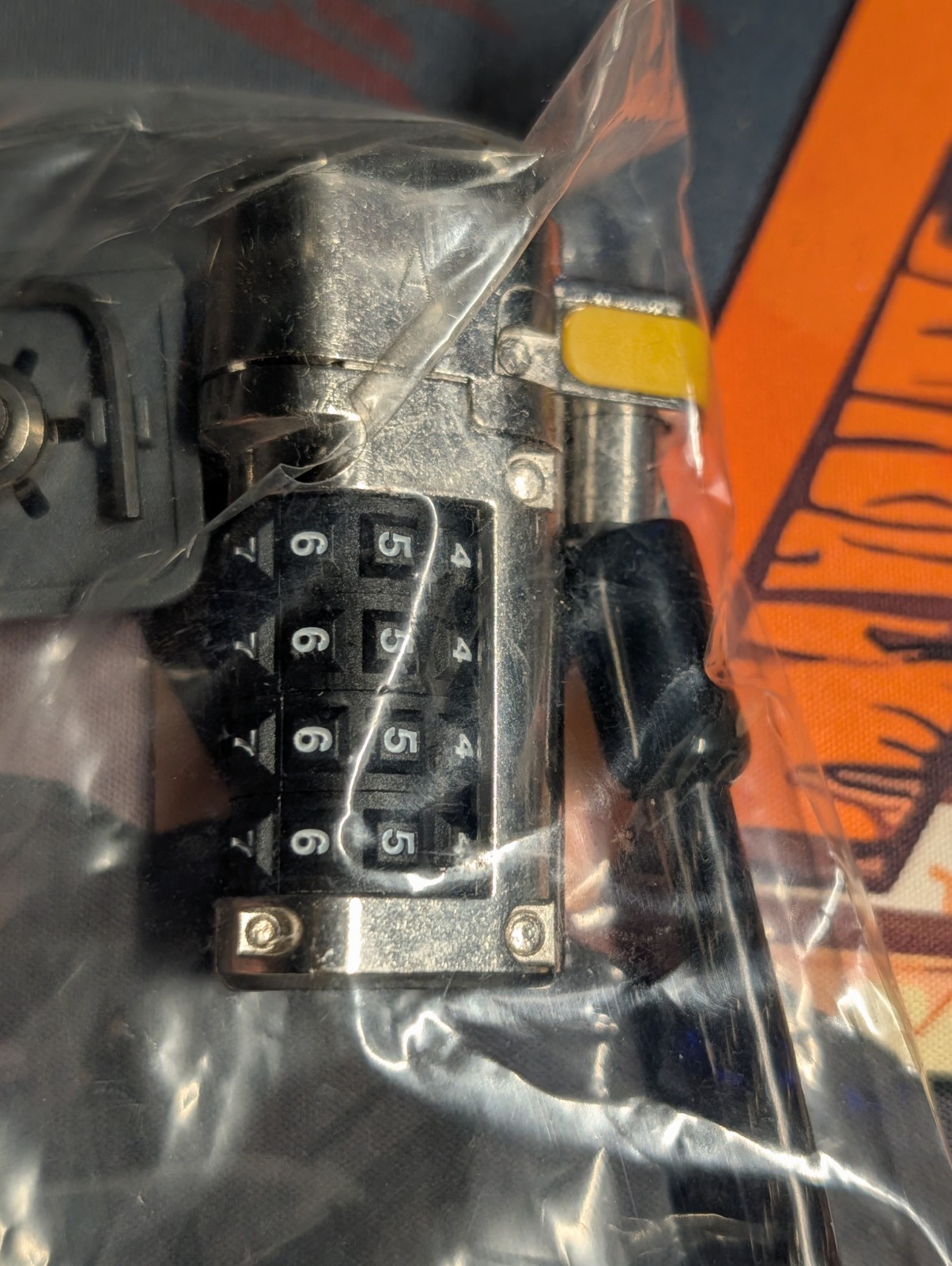 Kensington ClickSafe Universal Combination Laptop Lock - Master Coded