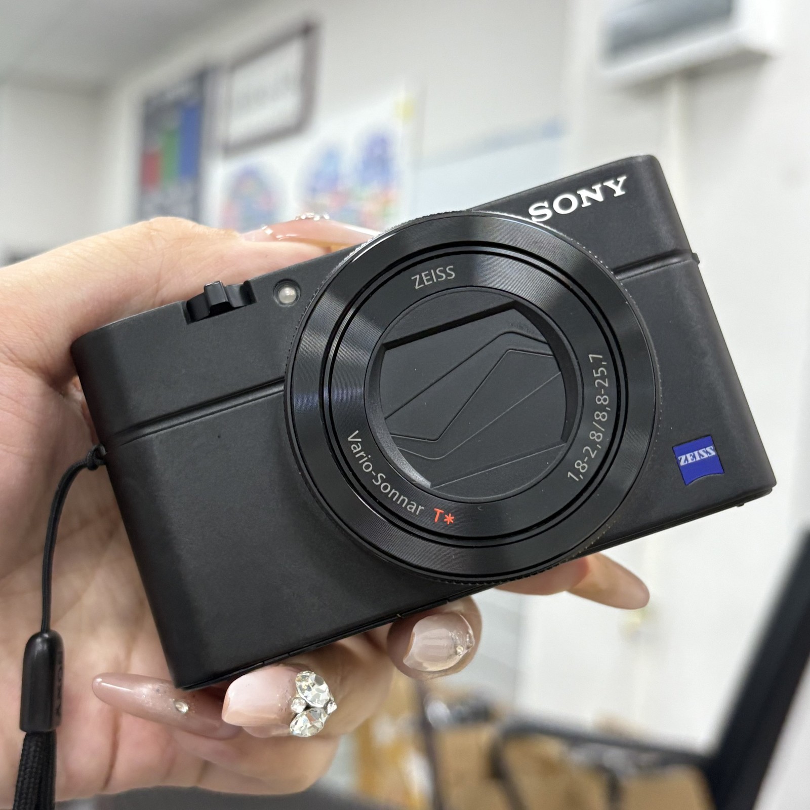 Sony Cyber-shot DSC-RX100M4 RX100 IV Digital Camera WiFi NFC Camera 90%NEW